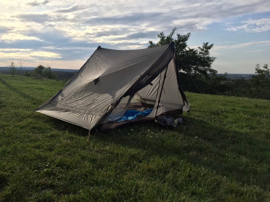 Otevřené boky přístřešku Gossamer Gear The Two