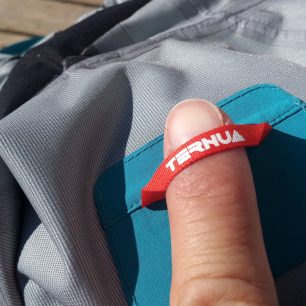 Poutko u bundy Ternua Alpine Pro Jacket M je překvapivě malé