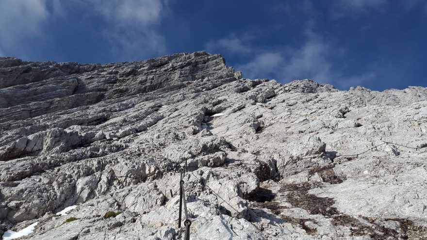 Ferata na Alpspitze v masivu Zugspitze v bavorských Alpách.