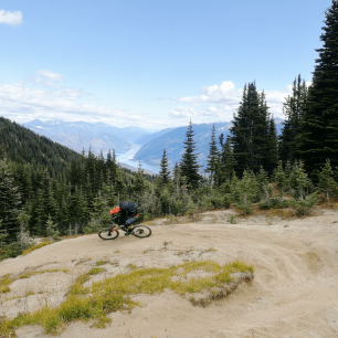 Klopenky v Chilcotin mountains nad Pem