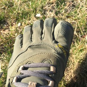 Ochrana prstů v botech FiveFingers V-Trek