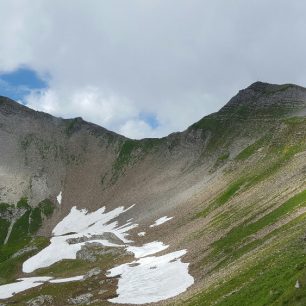 Grauspitz je hora v pohoří Rätikon, na hranicích Lichtenštejnska a Švýcarska.