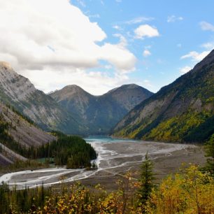 Valley of Thousand Falls, Rockies, Kanada