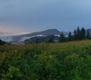 Západ slunce nad Velkou Fatrou, Slovensko