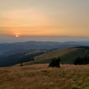 Západ slunce nad Miercuriea Ciuc ( Csíkszereda )