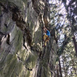 Testování na skalách u Železného Brodu - DIRECT ALPINE Mordor