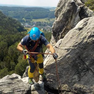 Testování kalhot Direct Alpine Mordor na hřebeni Suchých skal