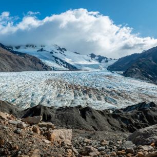 Ledovec Tunel. Huemul Circuit, Patagonie