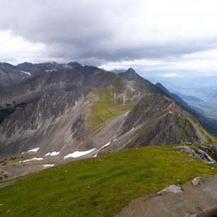 Pohoří Karwendel v Tyrolsku, rakouské Alpy.