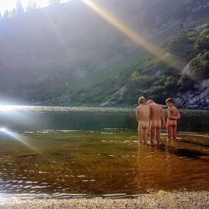 Elmsee u Pühringerhütte, Totes Gebirge, Rakousko, Alpy