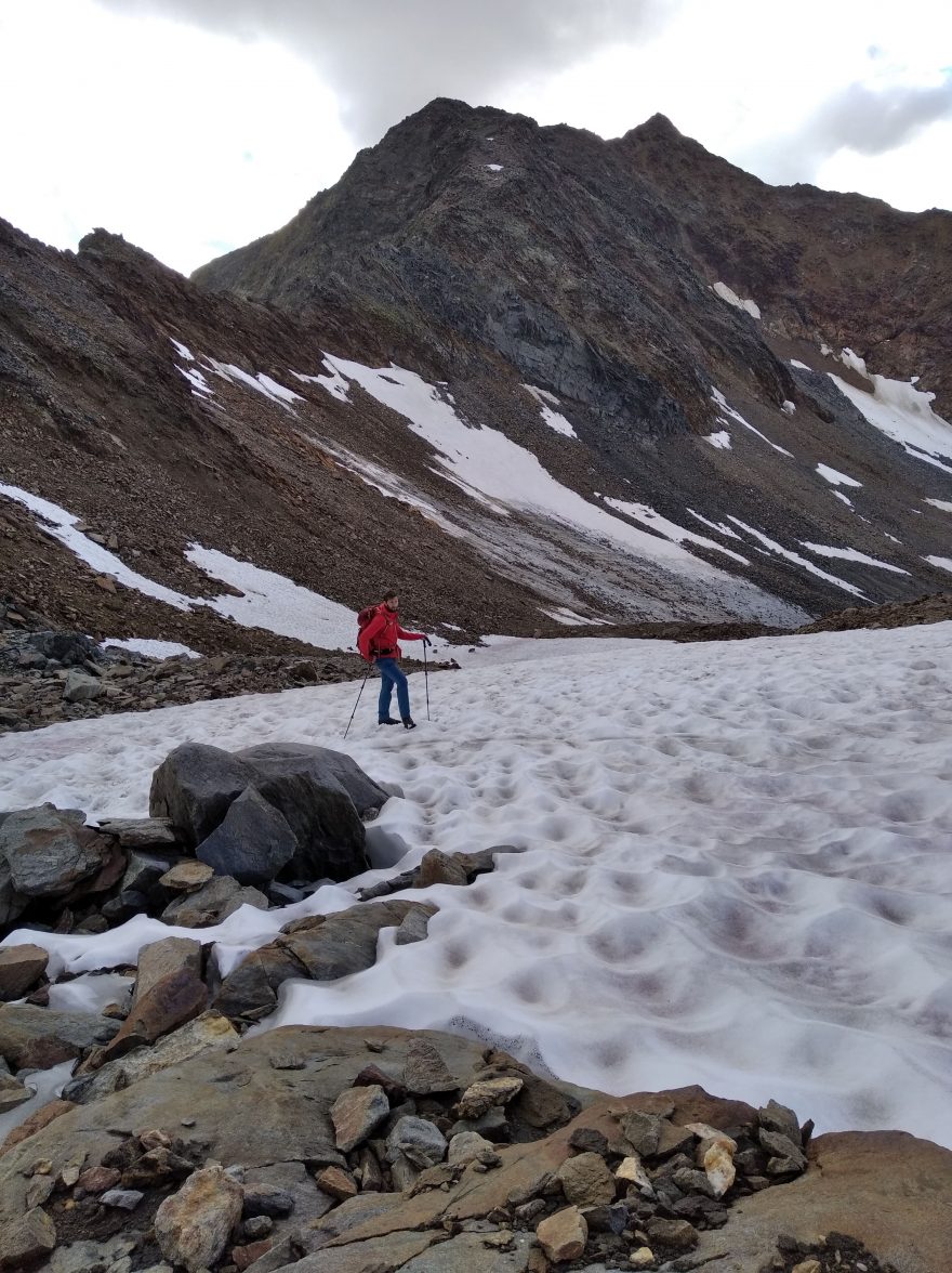 Testování kalhot Direct Alpine Ranger 1.0 při pohybu na ledovci