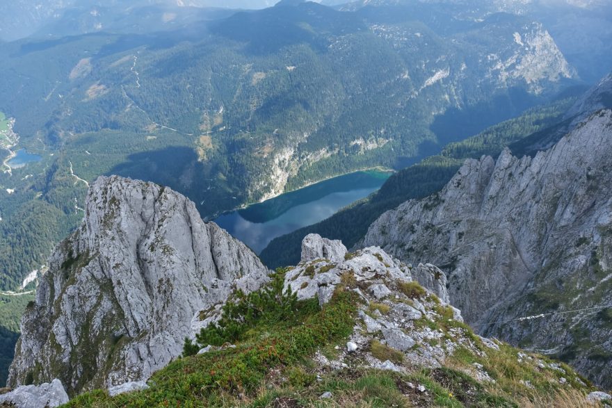 Výhledy na jezero Gosausee z Via ferraty Intersport Donnerkogel Klettersteig. Foto Pavel Krejčí