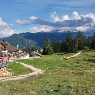 Chata Gablonzer Hütte pod feratou Intersport Donnerkogel Klettersteig