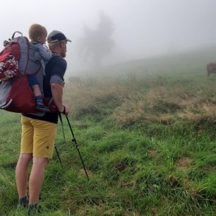 Jak sbalit bagáž? Přechod Beskyd, Javorníků a Bílých Karpat s ročním prckem