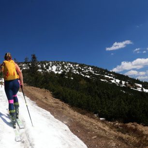 V dubnových Krkonoších misty chyběl už sníh