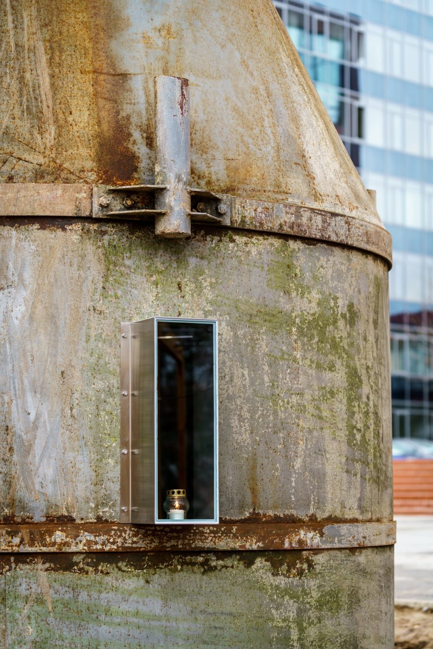 Útulna SILO, Krkonoše, Slunečná stráň.