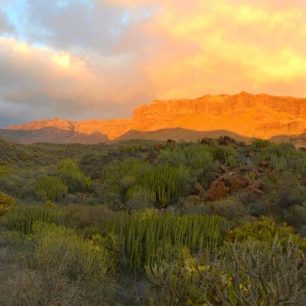 Západ slunce severně od Maspalomas - Gran Canaria