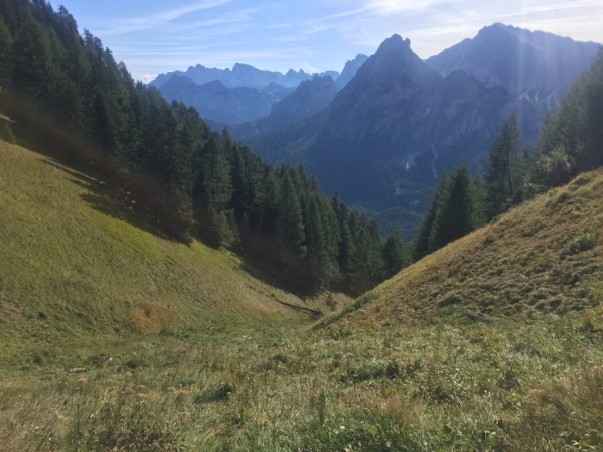 Horské scenerie italských Dolomit.