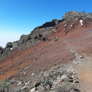 Stezka po hraně kaldery Taburiente, GR 131 El Bastón, La Palma, Kanárské ostrovy