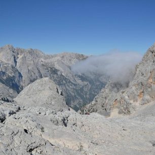 Vrcholové partie Julských Alp.