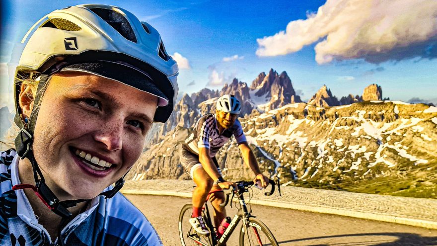 Nádherné prostředí Dolomitů v okolí Tre Cime di Lavaredo, Alpy, Itálie. Markéta Peggy Marvanová a Pavel Paloncý při dobročinném projektu Korona Himálaje 2021.