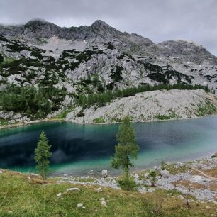 Veliko jezero (Ledvica), Dolina Triglavských jezer, Julské Alpy, Slovinsko