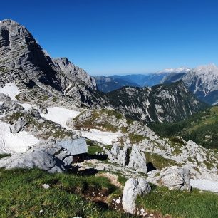 Výhledy z chaty Zasavska koča, Dolina Triglavských jezer, Julské Alpy, Slovinsko