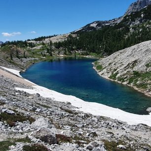 Veliko jezero (Ledvica), Dolina Triglavských jezer, Julské Alpy, Slovinsko