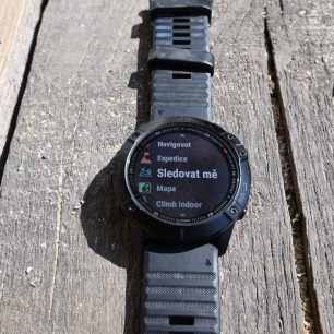 Funkce SLEDOVAT MĚ se hodí všude tam, kde se vydáváte do neznáma - Garmin Fenix 6X PRO