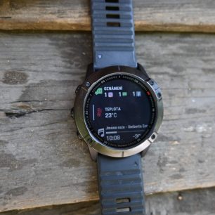 Notifikace, teplota a přehrávač MP3 - Garmin Fenix 6X PRO