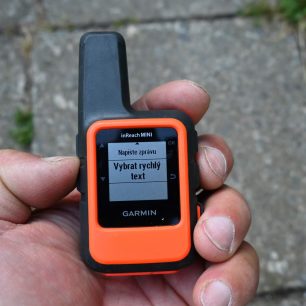 Možnost vybrat přednastavený text zprávy - Garmin inReach Mini