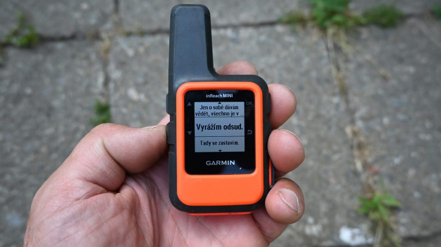 Příklad přednastavené zprávy v zařízení Garmin inReach Mini 2