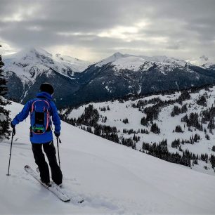 Okolí kanadského Whistleru je rájem pro zimní sporty. Vybírat je tu možné z lyžařských terénů všech obtížností.