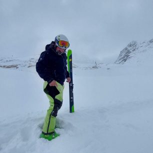 Testování na Zugspitze v prašanu a teplotě 16 pod nulou