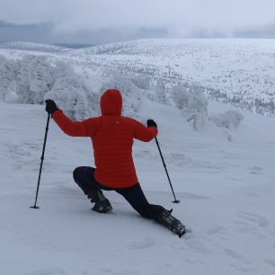 Bunda perfektně sedí a to i během sokolského cvičení - MOUNTAIN EQUIPMENT BALTORO JACKET