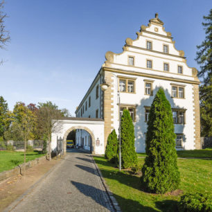 Šluknovský zámek, Stezka středozemím, Via Czechia