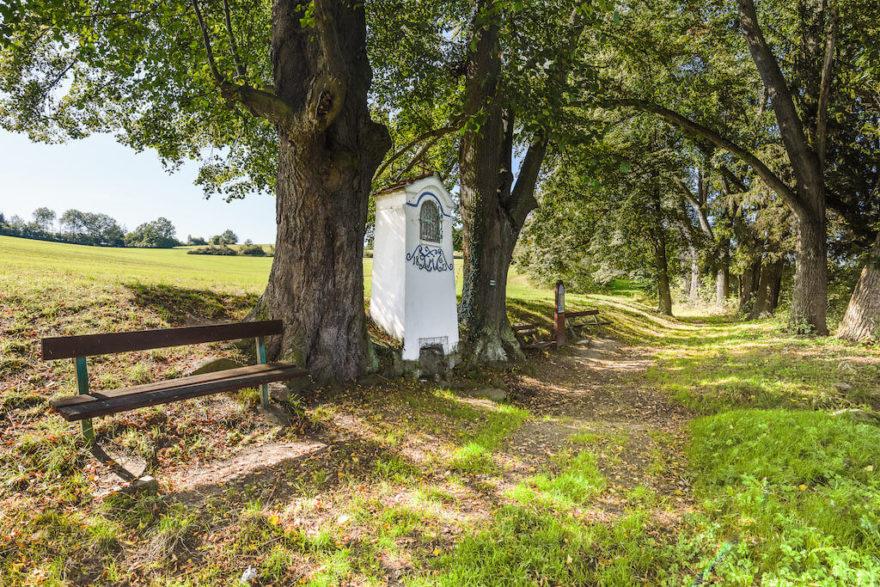 Toulava - turistická oblast v samém srdci Čech, Stezka středozemím, Via Czechia