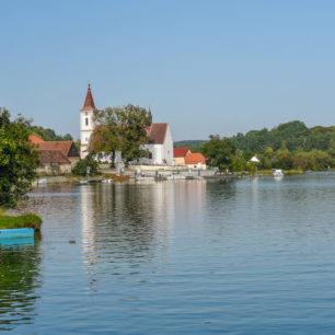 Purlarec - kostel svatého Jiří, Stezka středozemím, Via Czechia