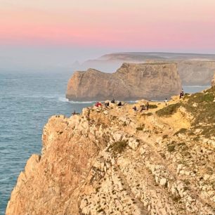 Cabo de Sao Vicente neboli Mys svatého Vincence je nejzazším jihozápadním výběžkem evropského kontinentu a výchozím bodem Evropské dálkové trasy E9.