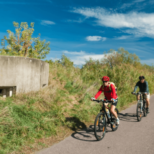 Eurovelo 13, nad Hanušovicemi, Českem na kole s portálem Stezky.cz