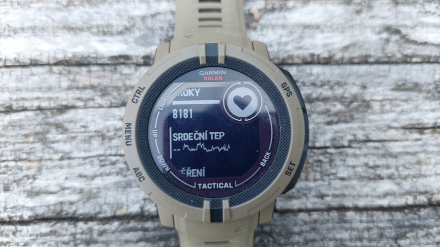 Sledování srdečního tepu je samozřejmostí a s novým snímačem Elevate 4 přesný nástroj - GARMIN INSTINCT 2 SOLAR TACTICAL EDITION