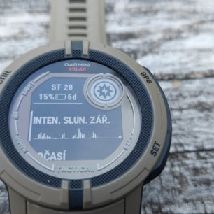 Sledovat můžete i Intenzitu slunečního záření - GARMIN INSTINCT 2 SOLAR TACTICAL EDITION