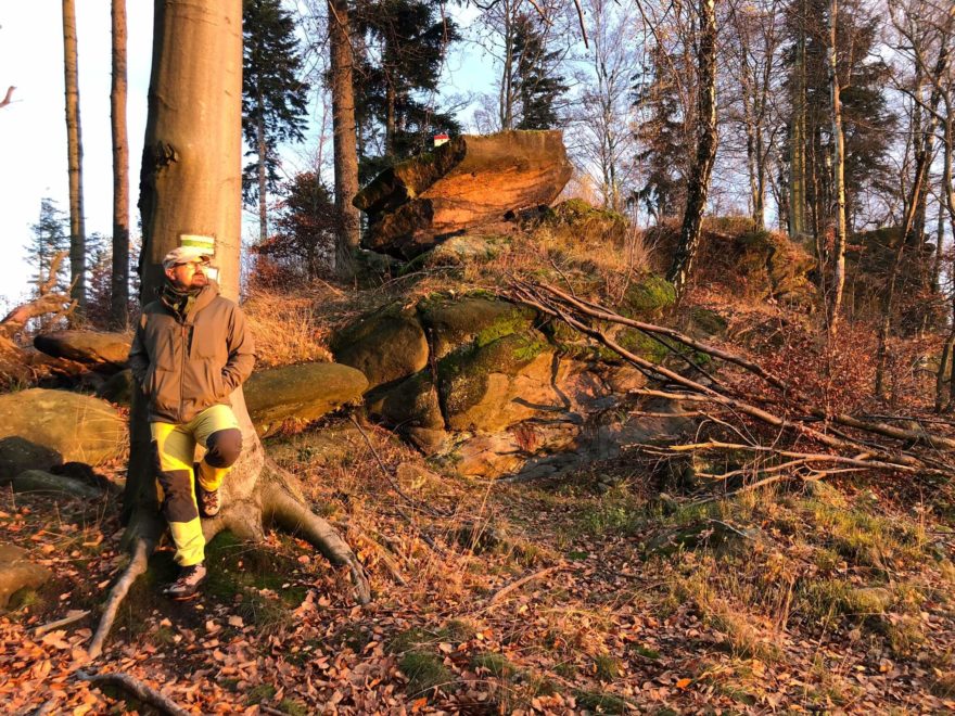 Maskování s bundou NORTHFINDER AUGUST je téměř dokonalé