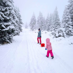 Testování v Krkonoších. Dámské outdoorové kalhoty Northfinder Mattie.