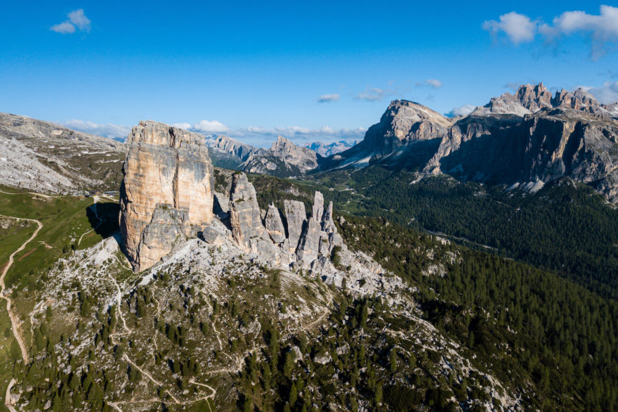 Vícedélka Dolo Cinque v Dolomitech, italské Alpy