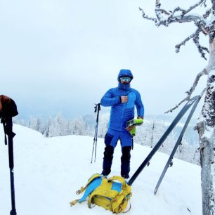 Hrudní kapsa bundy NORTHFINDER BESKYDOK není bohužel zateplená