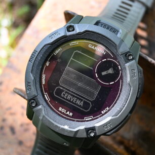 Nastavení intenzity světla - GARMIN INSTINCT® 2X SOLAR