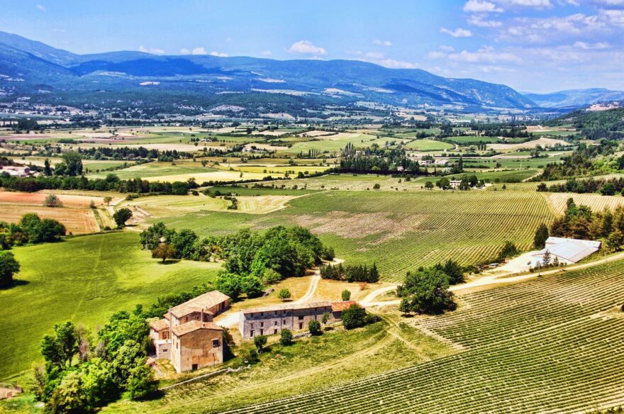 Půvabná krajina francouzské Provence.