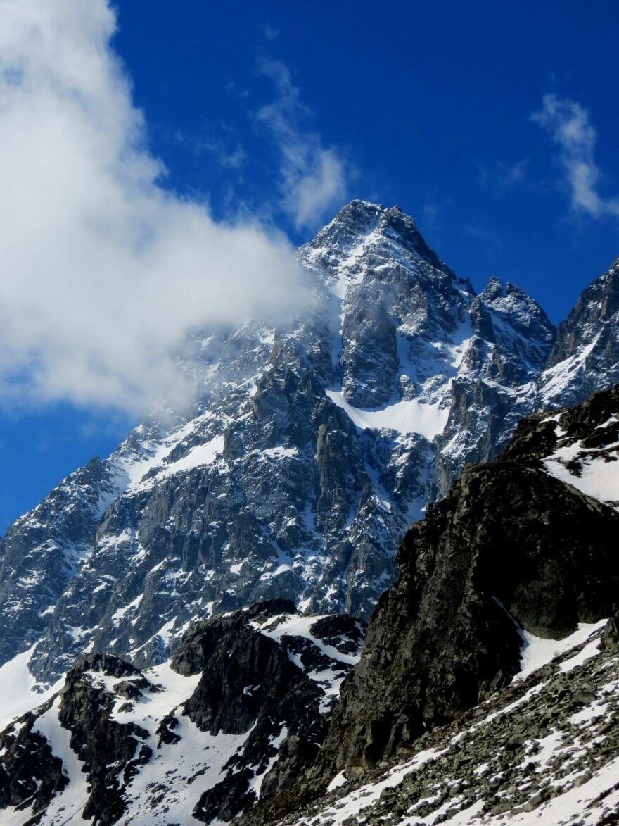 Monte Viso, italské Alpy.