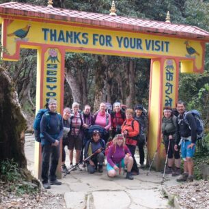 Poon Hill trek neboli Annapurna panorama trail je z jmenovaných treků nejjednoduší. Nabízí množství kulturních vjemů a zemědělské krajiny, navíc budete denně procházet vesničkami, kde to skutečně žije